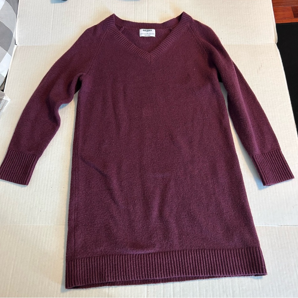 Old Navy sweater dress or tunic top size Small burgundy long sleeves